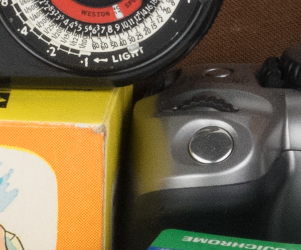 Canon PowerShot G5 X, ISO 400, raw + ACR defaults