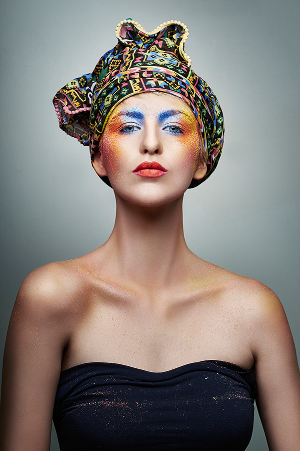 A single softbox was used here directly above the camera