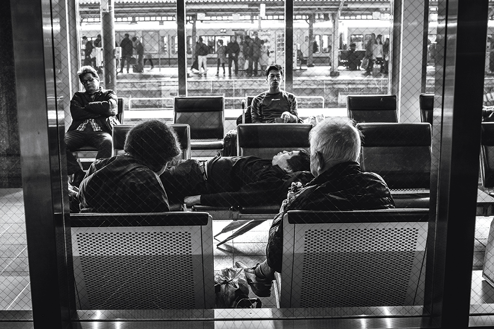 paul ratje passengers kyoto train station