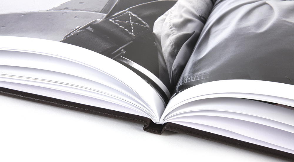 WhiteWall photo books pages