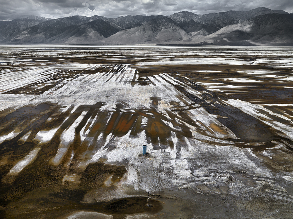 edward burtynsky owens lake