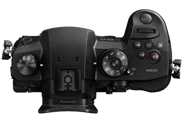 Panasonic Lumix DC-GH5