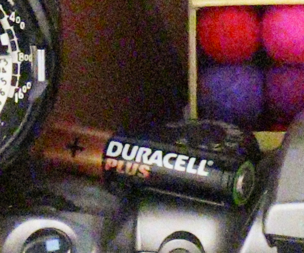 Canon EOS M5 ISO 12800 JPEG