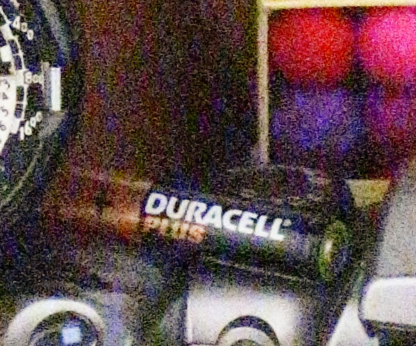 Canon EOS M5 ISO 25600 JPEG