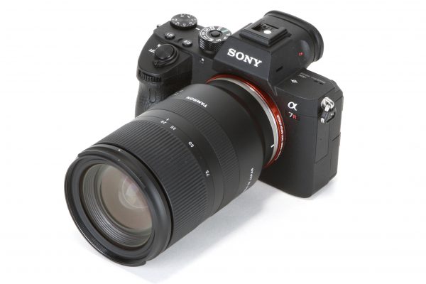 Tamron 28-75mm f/2.8 Di III RXD