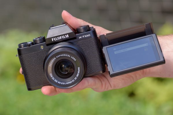 Fujifilm X-T100