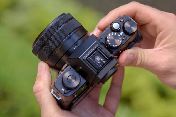 Fujifilm X-T100