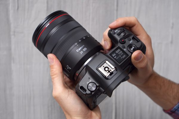 Canon EOS R