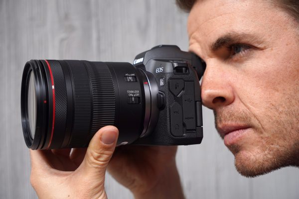 Canon EOS R