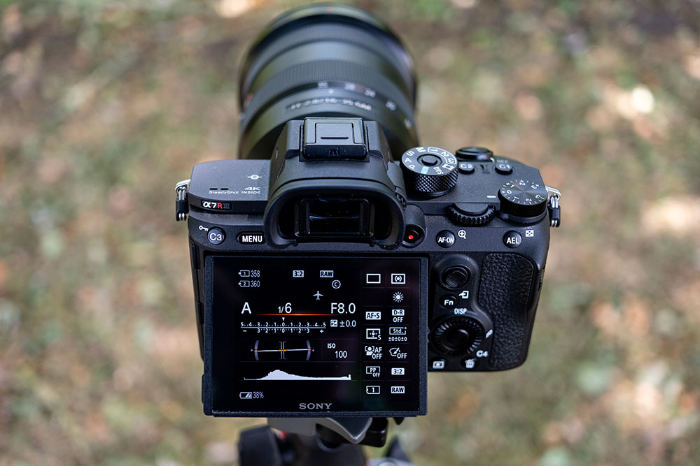Manual masterclass viewfinder and LCD exposure meters