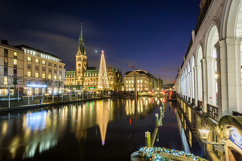low-light reflections