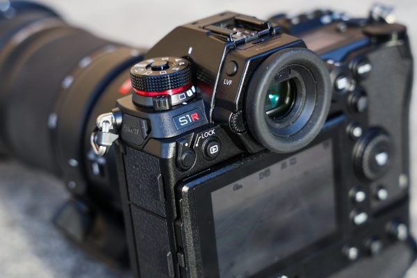 Panasonic Lumix S1R