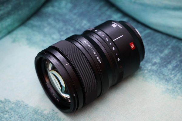 Panasonic Lumix S1R