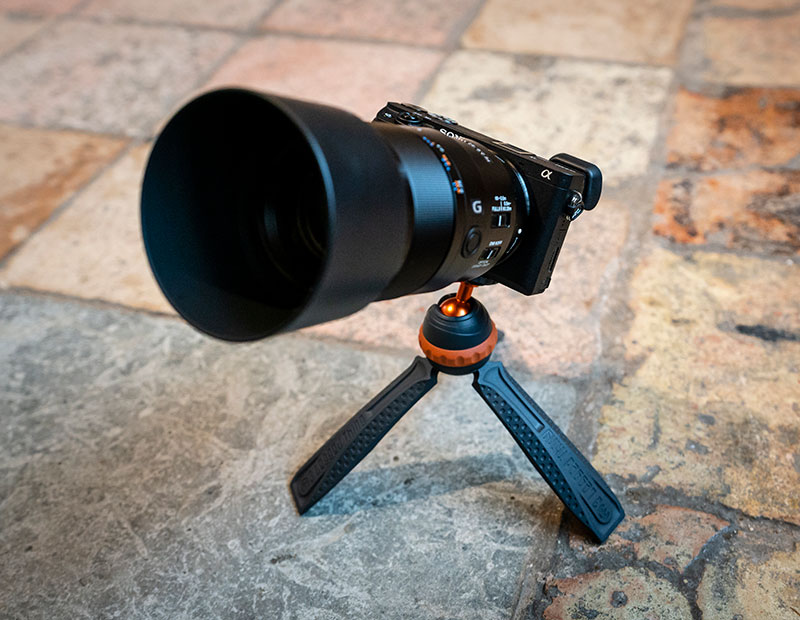 ISO carry a mini tripod