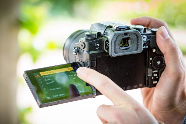 Panasonic Lumix G90