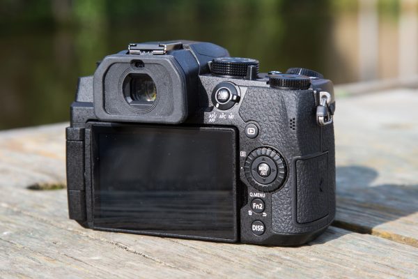 Panasonic Lumix G90