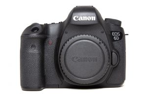Canon EOS 6D front
