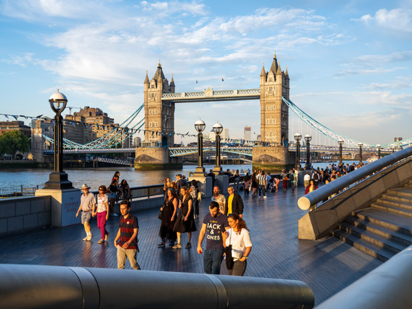Fujifilm GFX100 Tower Bridge