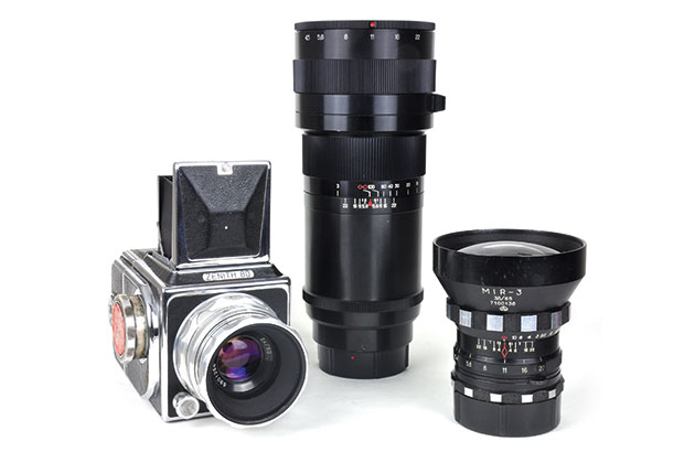 Roll film SLRs Zenith 80