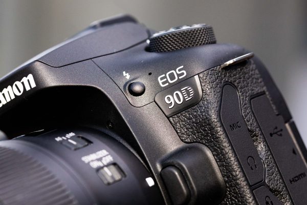 Canon EOS 90D