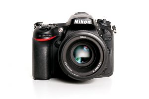 Nikon D7200 front