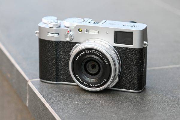 Fujifilm X100V