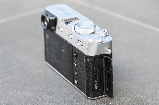 Fujifilm X100V