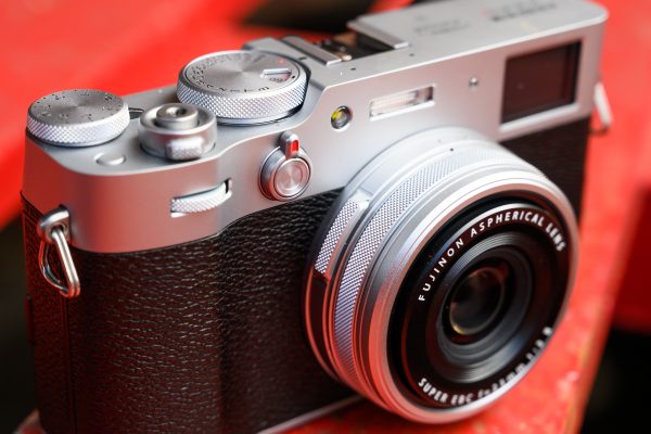 Fujifilm X100V