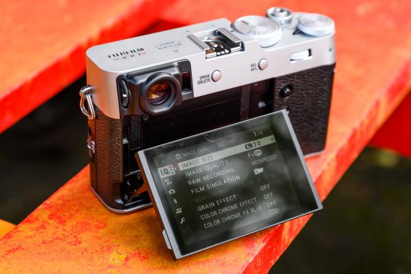 Fujifilm X100V