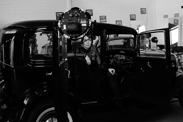 Mono portraits overlighting set-up