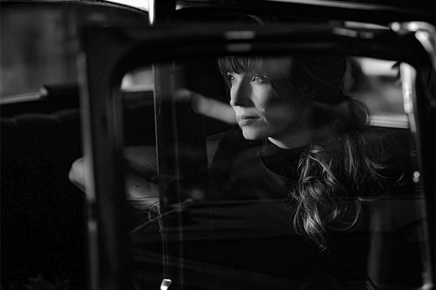 Mono portraits overlighting