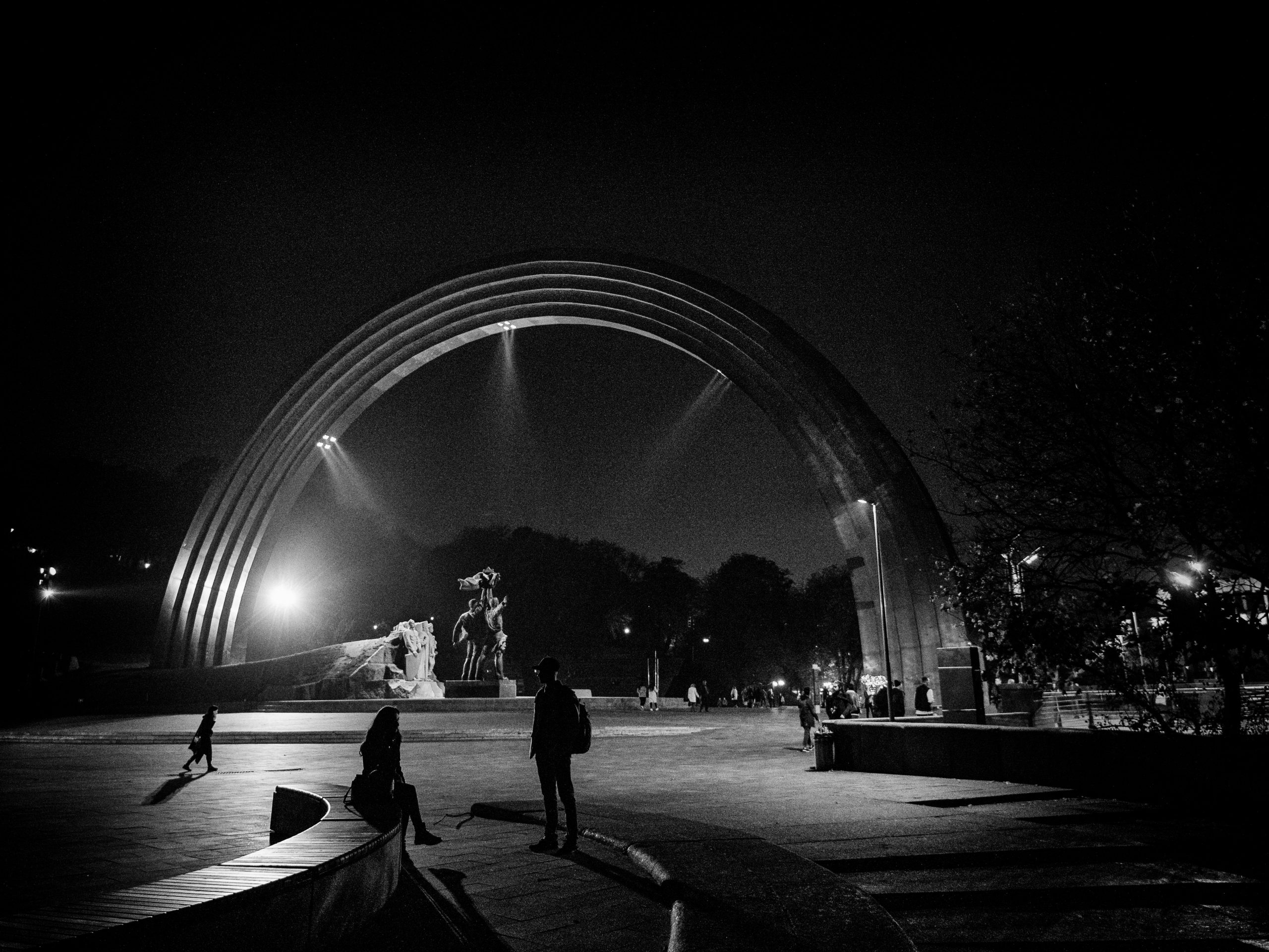 don't rush around - black and white street photography