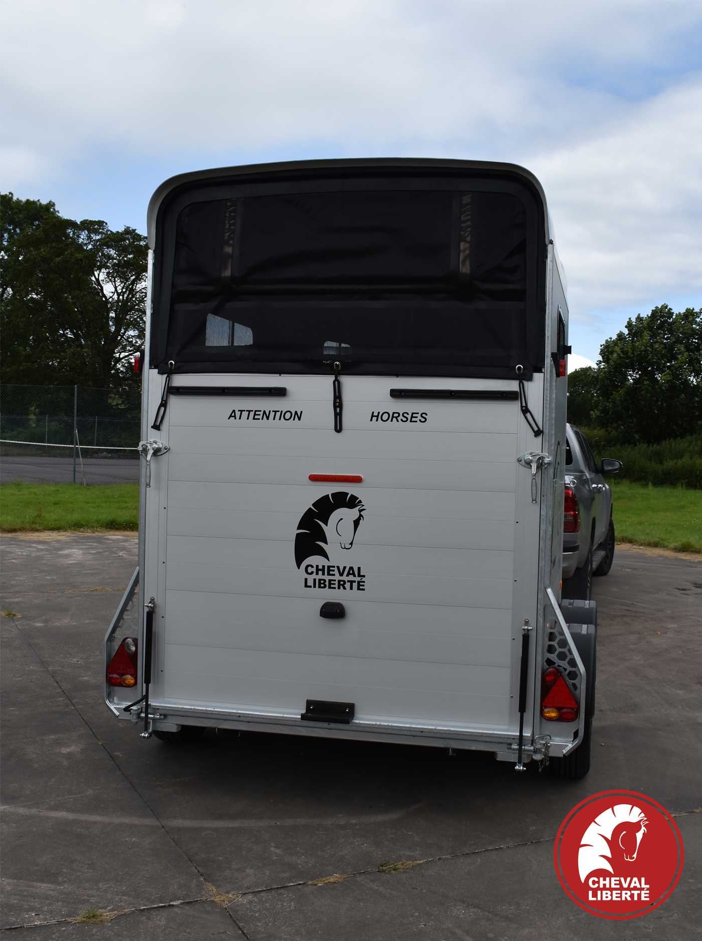Rear-of-Cheval-Trailer-NEW-1400px