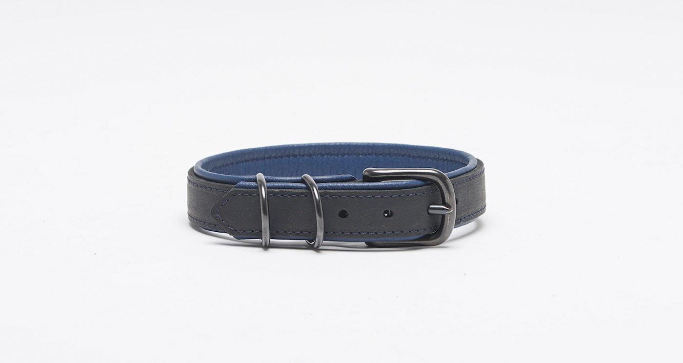 Snuggle-Collar-Black-Sky-1400x744