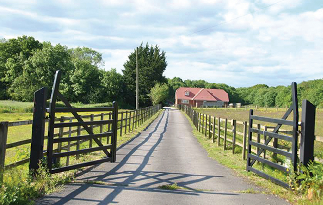 HEYWOOD EQUESTRIAN + THERAPY CENTRE JN3294-1