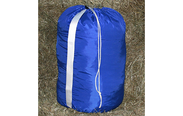 NEWmoorland-rider-hay-carry-strap[6]