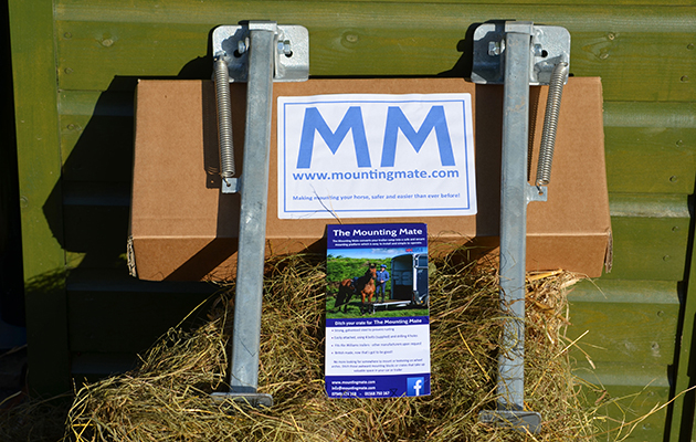 a Mounting-Mate-product-shot[3]