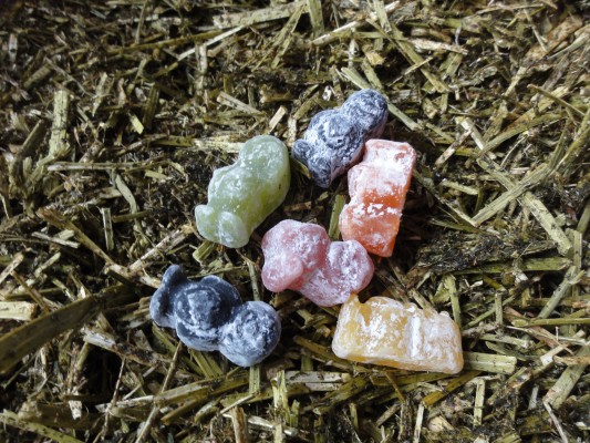 jelly babies on chaff
