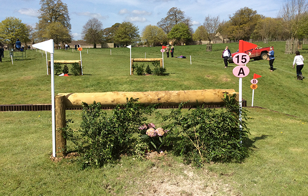 BADMINTON GRASSROOTS COURSE WALK 2016 image_00037