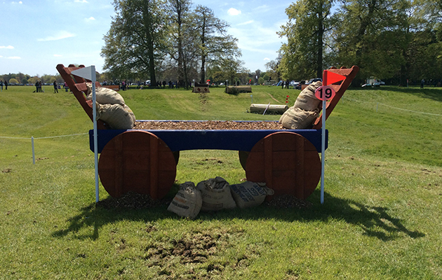 BADMINTON GRASSROOTS COURSE WALK 2016 image_00051