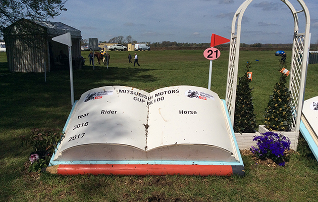 BADMINTON GRASSROOTS COURSE WALK 2016 image_00057