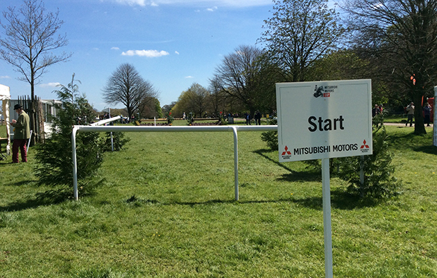 BADMINTON GRASSROOTS COURSE WALK 2016 image_00058