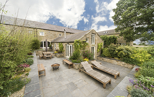 PROPERTY UNDER 500 Fox Hollow