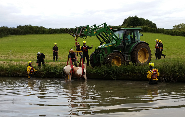 Warwickshire fire and rescue 3