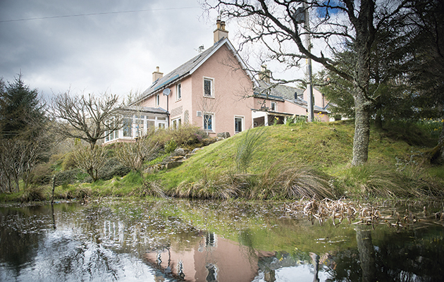 PROPERTY25AUG Johnstripe