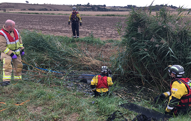 Essex ditch horse-rescue-4