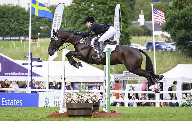 Hazel Towers and Simply Smart win the CCI3*. Credit: Libby Law