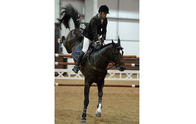 ROBERT WHITAKER - USA TODAY BUCKING REARING NAUGHTY