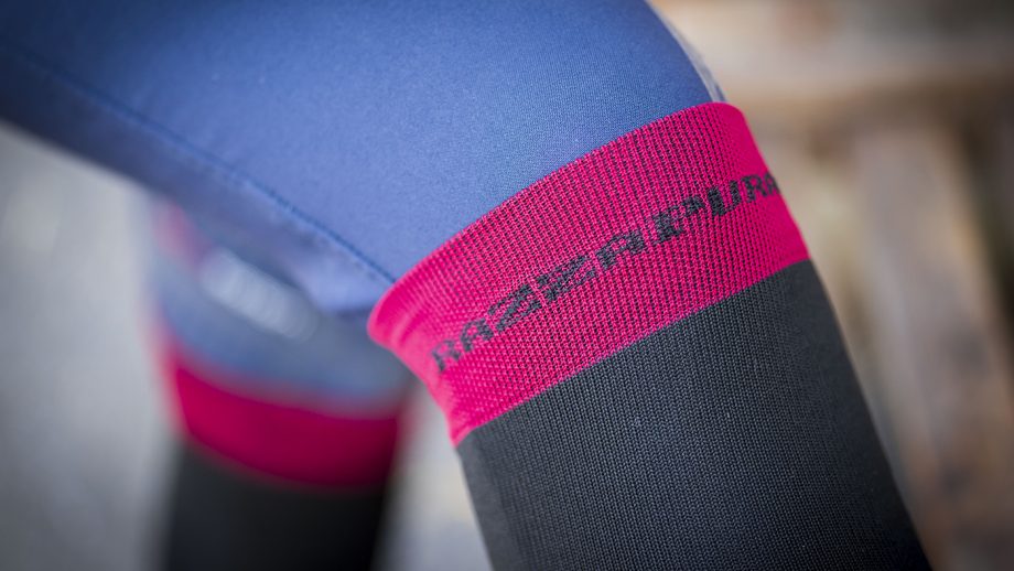 Razza Pura Dryarn socks review