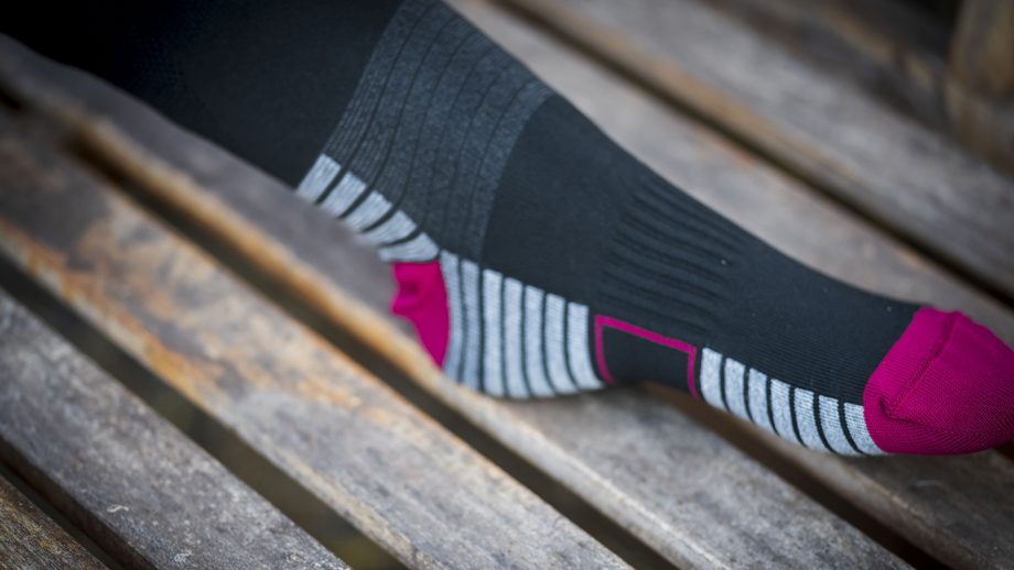 Razza Pura Dryarn socks review